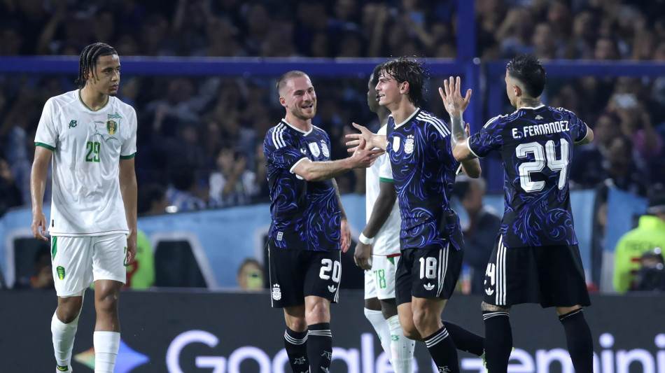 Calcio: l'Argentina batte la Mauritania in amichevole ma non convince