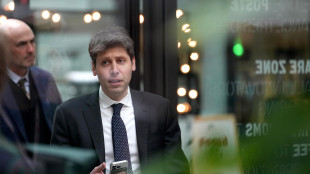 Altman accusa Meta, 100 milioni di dollari per rubarci talenti