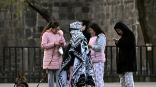 Un fuerte sismo sacude Ciudad de M&eacute;xico y causa al menos un muerto