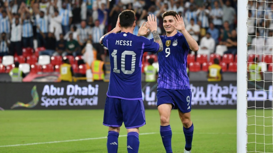 Argentina golea 5-0 a Emiratos &Aacute;rabes Unidos en &uacute;ltimo amistoso previo al Mundial 