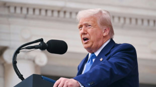 EUA pede que cidadãos evitem viagens à Venezuela, que toma medida recíproca