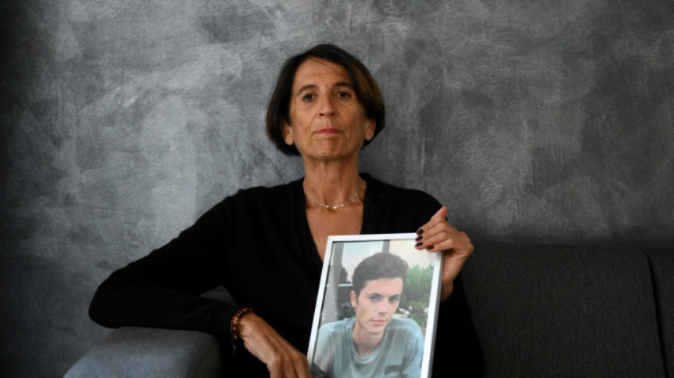 Apr&egrave;s le suicide d'un enfant, renouer avec la vie, au-del&agrave; des tabous