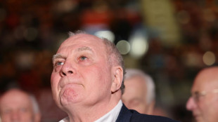 Hoeneß lobt seine Bayern: "Sehr zufrieden"