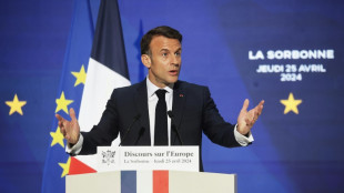 Macron &eacute; a favor de defesa cr&iacute;vel em uma Europa que 'pode morrer'