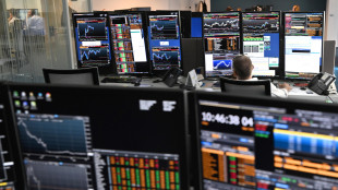 Borsa: l'Europa chiude in affanno, si salva Londra (+0,9%)