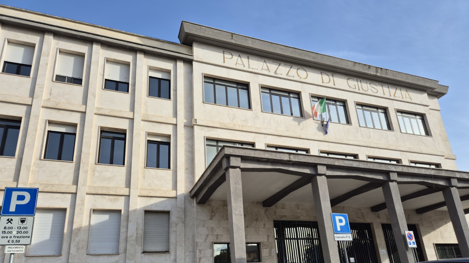 Abusi su 12enne, nuovo indagato, &egrave; l'autore di un video