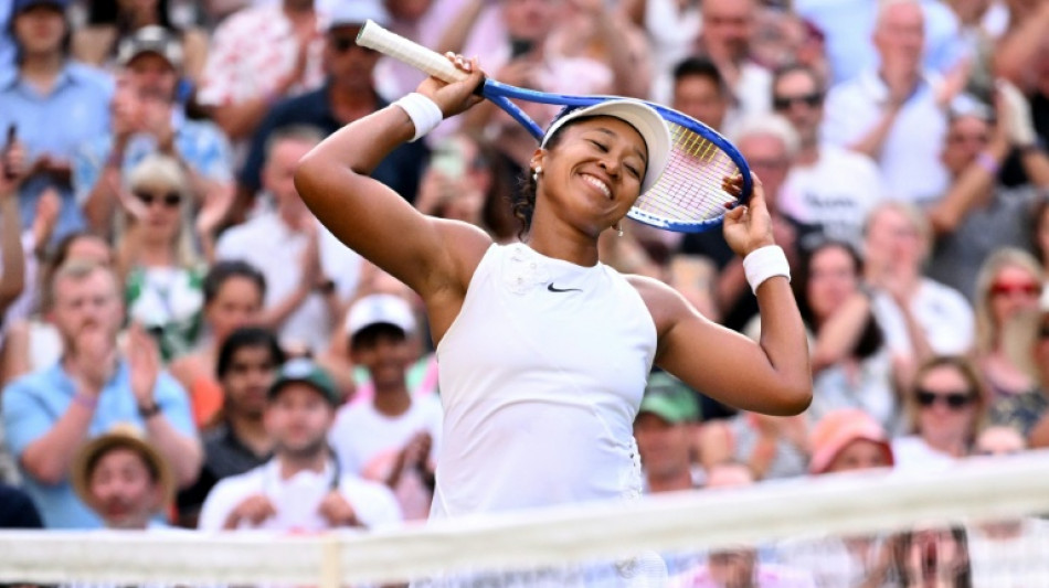 Wimbledon: Osaka terrasse Sabalenka, un Djokovic record en quarts
