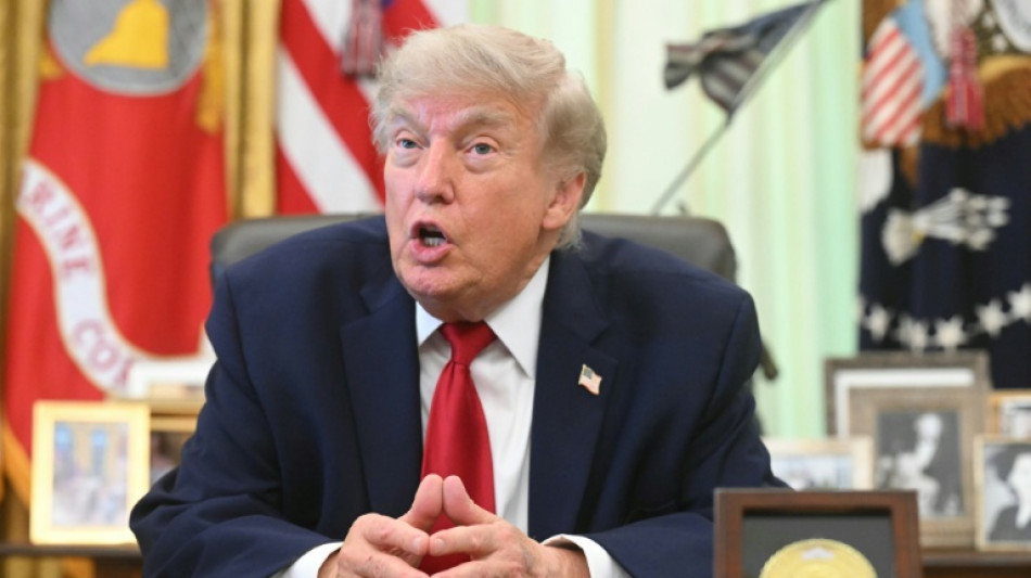 Trump d&eacute;fend ses gains de un milliard de dollars dans les cryptomonnaies