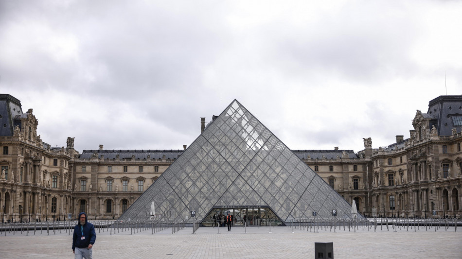 Louvre, fermati due sospetti
