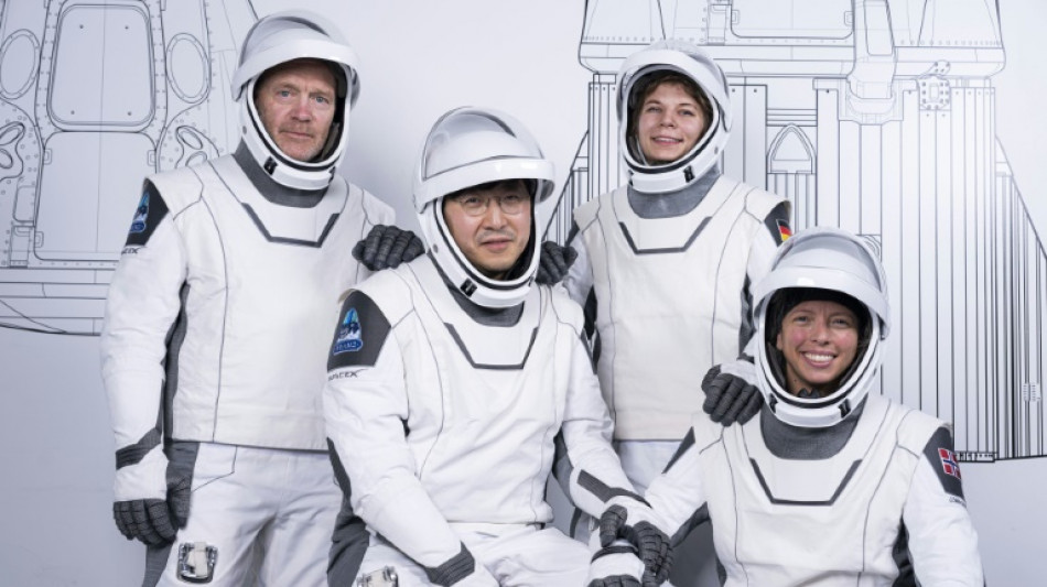 Erste deutsche Astronautin auf der Erde zur&uuml;ck
