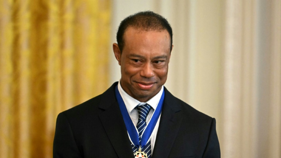 Tiger Woods confirme &ecirc;tre en couple avec l'ex-femme de Donald Trump fils