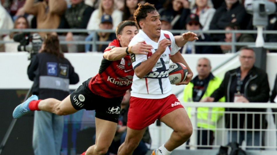 Coach Mignoni returns but Toulon crash to Stade Francais 