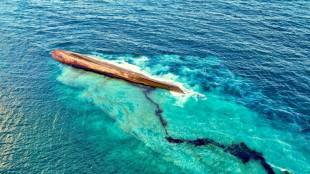 Petr&oacute;leo, coca&iacute;na, tripula&ccedil;&atilde;o fantasma: os mist&eacute;rios do naufr&aacute;gio em Trinidad e Tobago