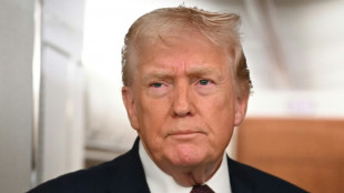 Trump diz que monitora o Ir&atilde; e envia frota &agrave; regi&atilde;o