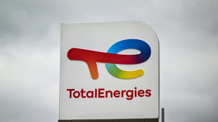 TotalEnergies: fort recul du bénéfice net au premier trimestre, croissance de la production d'hydrocarbures et d'électricité
