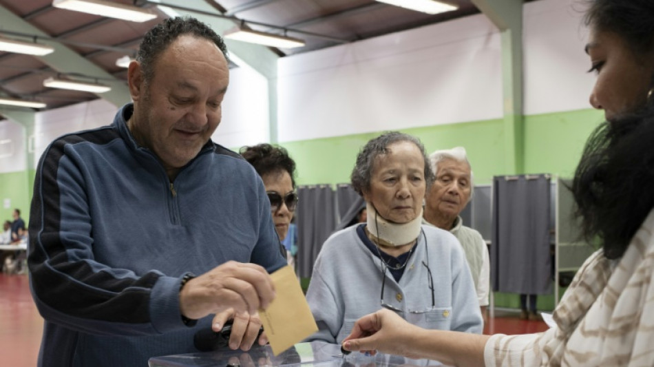 Nouvelle-Cal&eacute;donie: les &eacute;lecteurs aux urnes pour un scrutin d&eacute;cisif pour l'avenir de l'archipel
