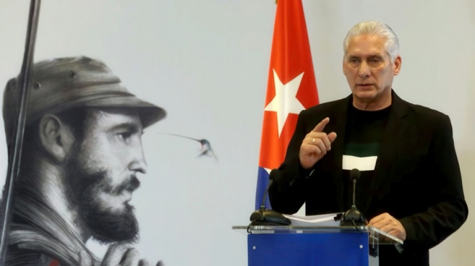 Presidente de Cuba oferece di&aacute;logo aos EUA; Washington afirma que conversas j&aacute; come&ccedil;aram