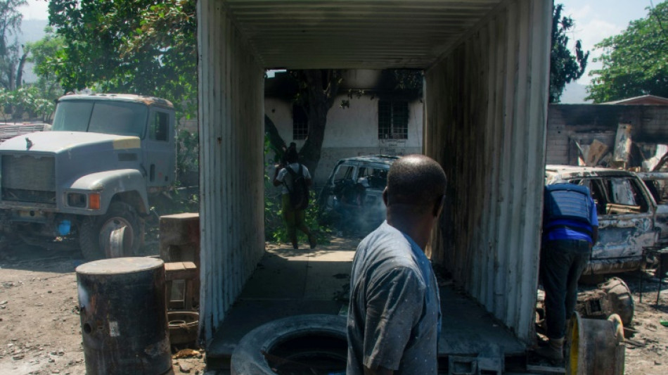 En Ha&iuml;ti, la mise en place des autorit&eacute;s de transition toujours dans l'impasse