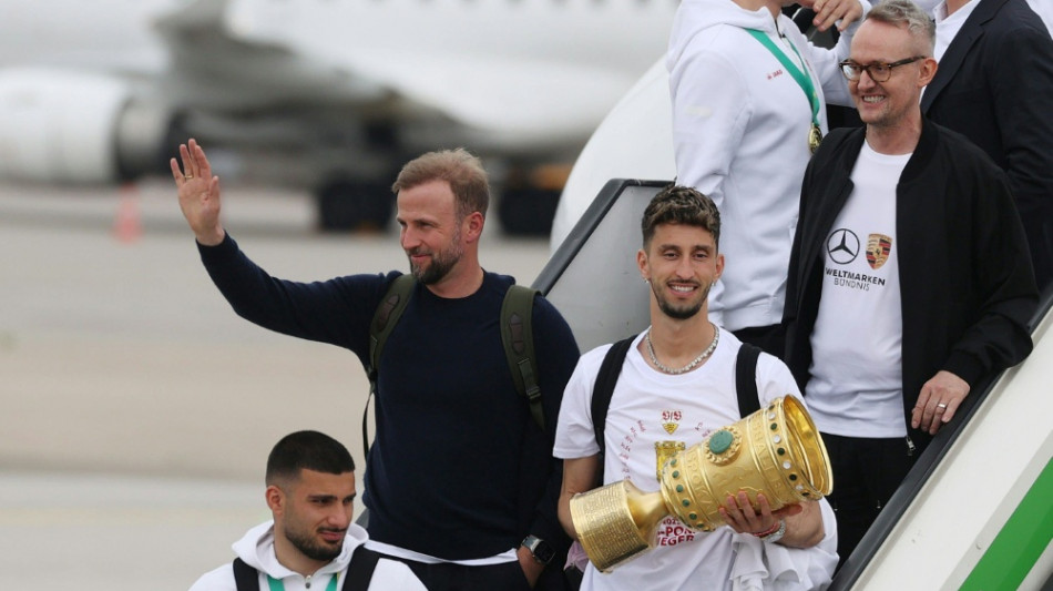 Pokalsieger Stuttgart feierlich empfangen