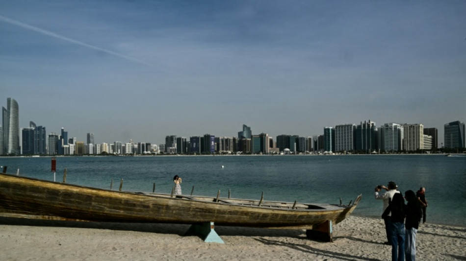 Negociadores da Ucr&acirc;nia, R&uacute;ssia e EUA se re&uacute;nem em Abu Dhabi para negociar a paz