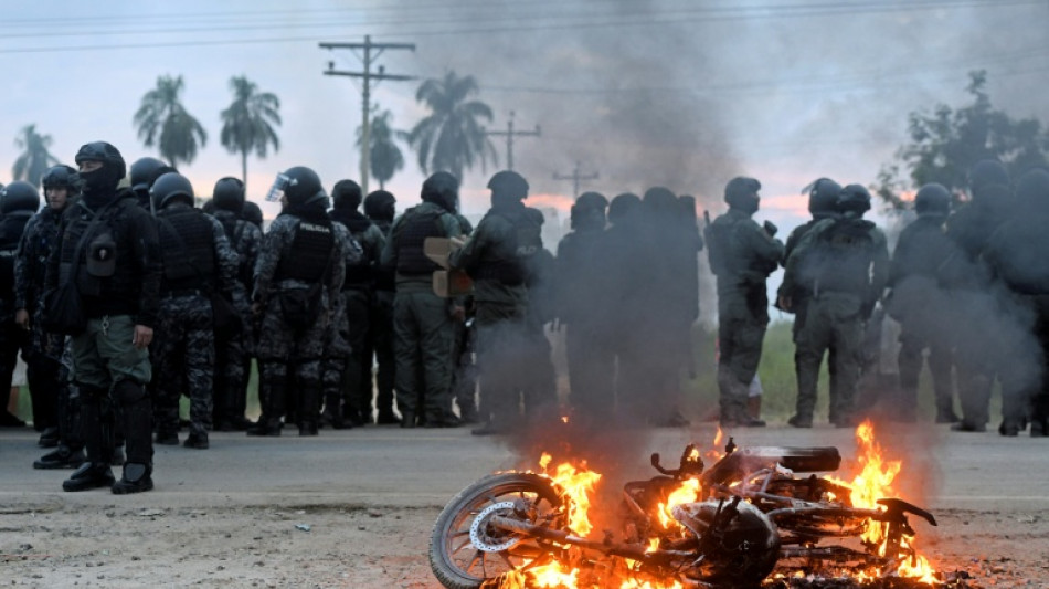 Bolivian Congress gives Paz power to use troops against crippling protests