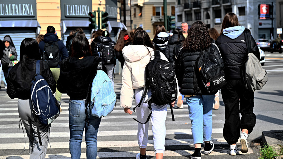Connessione scuola-impresa e formazione sfide per i giovani