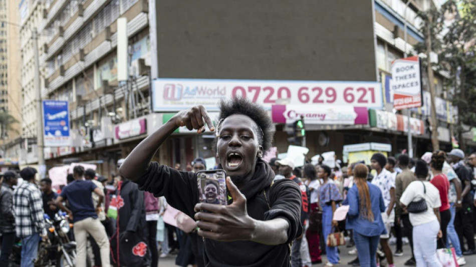 Kenya: gaz lacrymog&egrave;ne et balles en caoutchouc lors d'une manifestation antigouvernementale &agrave; Nairobi