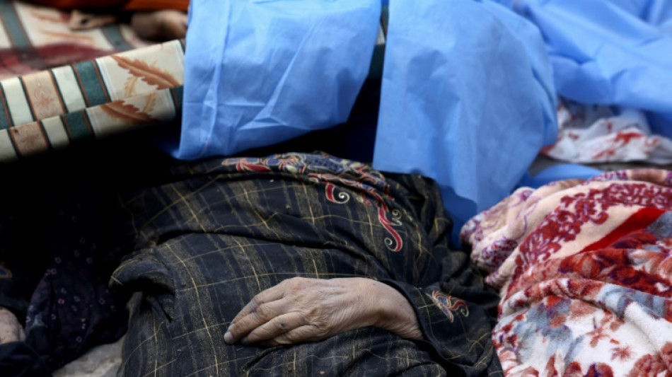 Los cad&aacute;veres se apilan en Gaza