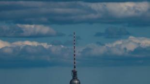 Bei zuf&auml;lliger Begegnung: Unbekannter schl&auml;gt 50-J&auml;hrigen in Berlin bewusstlos