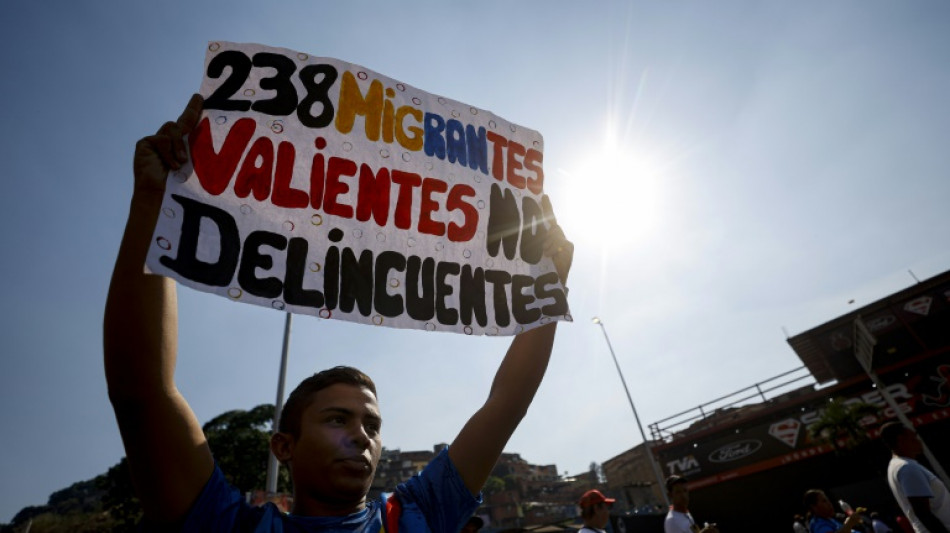 Venezuela recibe un nuevo vuelo con 178 deportados de EEUU, entre ellos mujeres