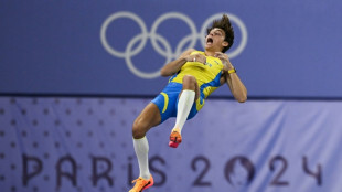 Athl&eacute;tisme: "Mondo show" au Stade de France
