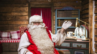 Dans l'Arctique en plein r&eacute;chauffement, le P&egrave;re No&euml;l se languit de la neige