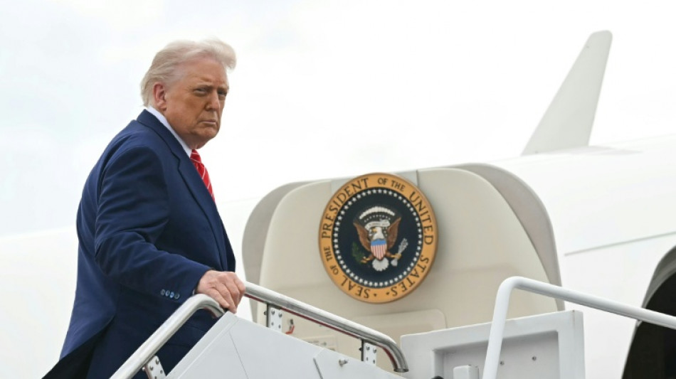 Pequenas empresas pedem suspensão de tarifas de Trump durante apelação de sentença