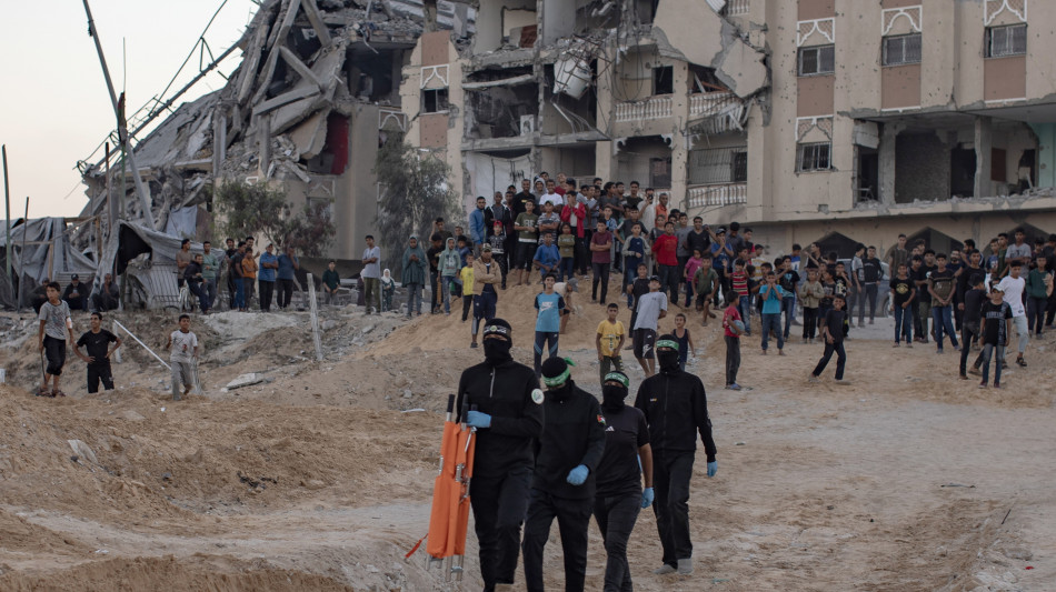 Hamas rinvia la consegna del corpo di un ostaggio