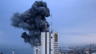 Israel retoma control en el sur del pa&iacute;s y concentra tropas junto a la Franja de Gaza