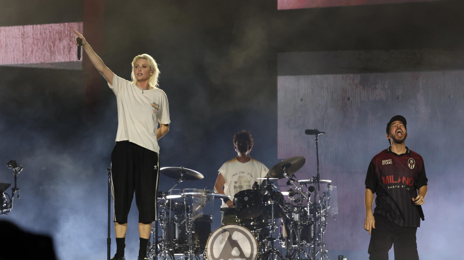 Week-end in musica con Linkin Park, Sex Pistols e 'Pane ar pane'
