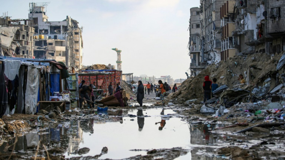 Israel luta contra o Hamas no norte de Gaza, que come&ccedil;a a receber ajuda por cais tempor&aacute;rio