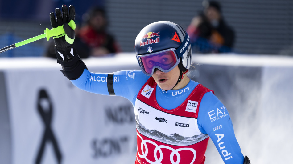 Goggia seconda nel superG di Crans Montana, vince la svizzera Blanc
