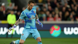 Herausforderer für Hradecky: Leverkusen holt Torhüter Flekken