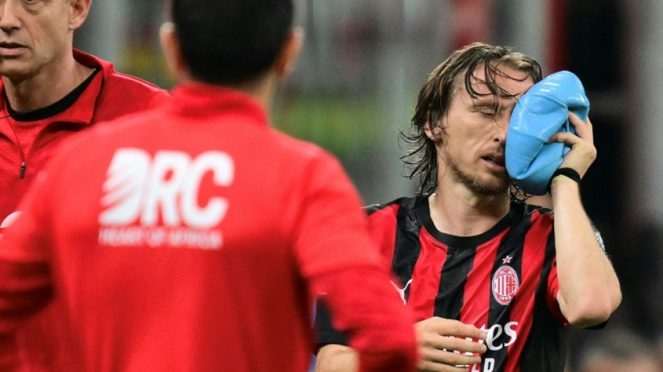 Modric &eacute; operado de fratura no osso da face e poder&aacute; jogar a Copa