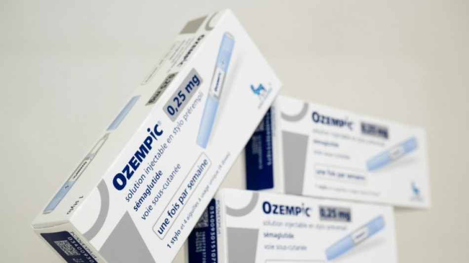 Biden pede a farmac&ecirc;uticas que baixem pre&ccedil;os de medicamentos para diabetes e obesidade
