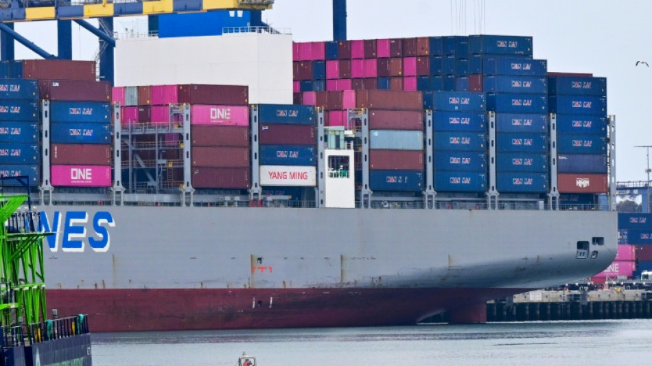 US trade gap narrows in April on oil exports boost