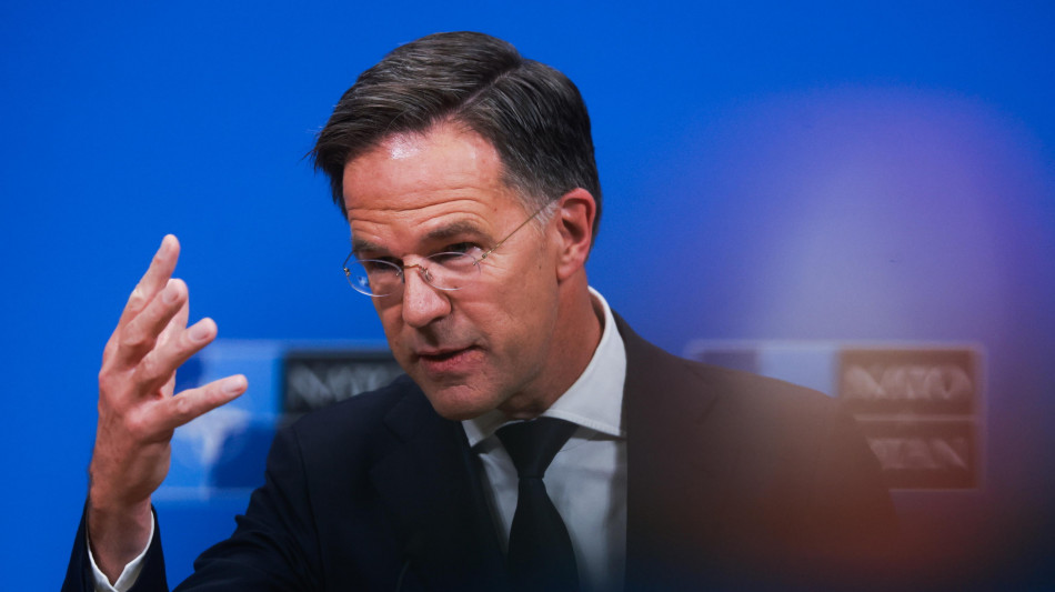Ue-Nato, 'Ucraina prima linea di difesa, aumentare aiuti'