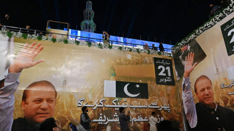 Ex primer ministro de Pakist&aacute;n exiliado regresa a su pa&iacute;s