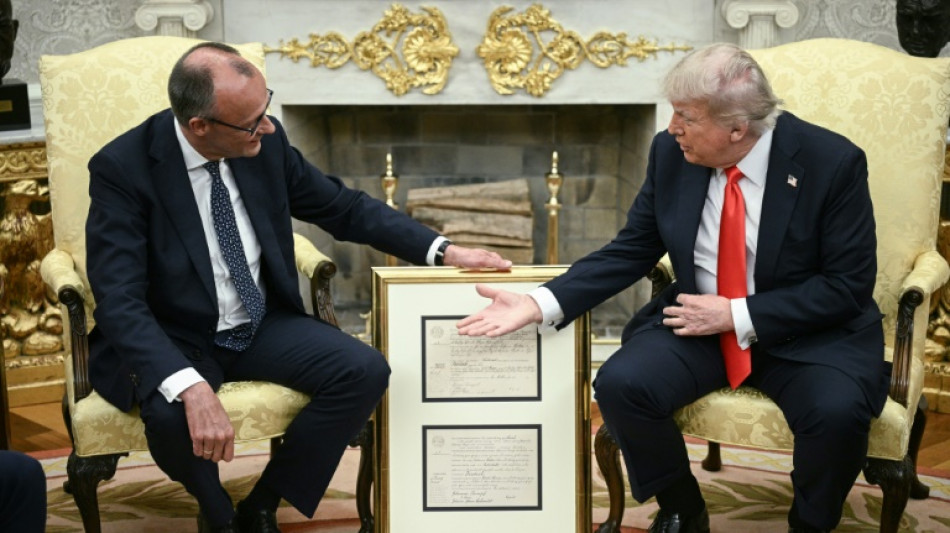 Chanceler alemão passa no teste de Trump, apesar de divergências sobre Ucrânia