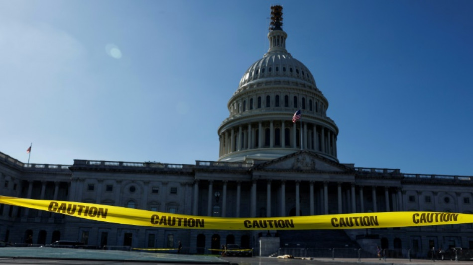 US government teeters on brink of shutdown with no deal in view