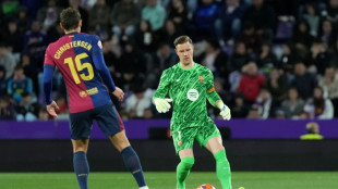 Ter Stegen passará por cirurgia nas costas e ficará 3 meses afastado