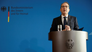 Bundestag berät Stopp von Familiennachzug - Dobrindt: Baustein der Migrationswende