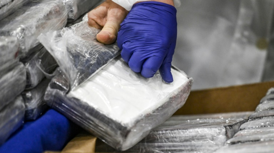 Apreens&otilde;es de coca&iacute;na no porto da Antu&eacute;rpia caem drasticamente por controles refor&ccedil;ados na Am&eacute;rica Latina