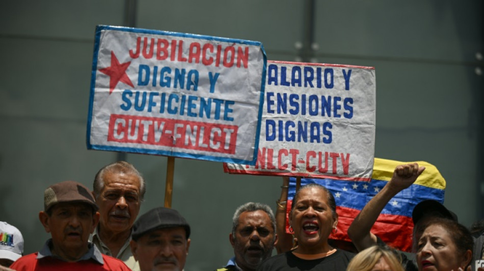 Natal na Venezuela? Uma 'chacota miser&aacute;vel', reclamam aposentados